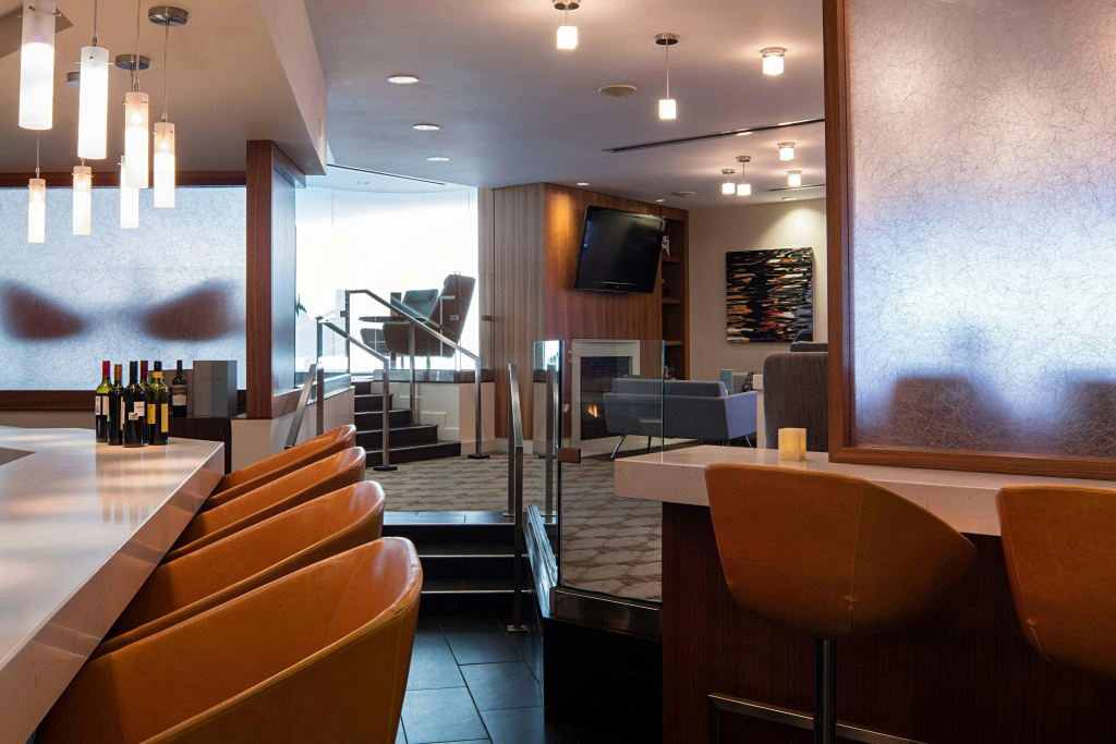 Delta Hotels by Marriott Edmonton South Conference Centre