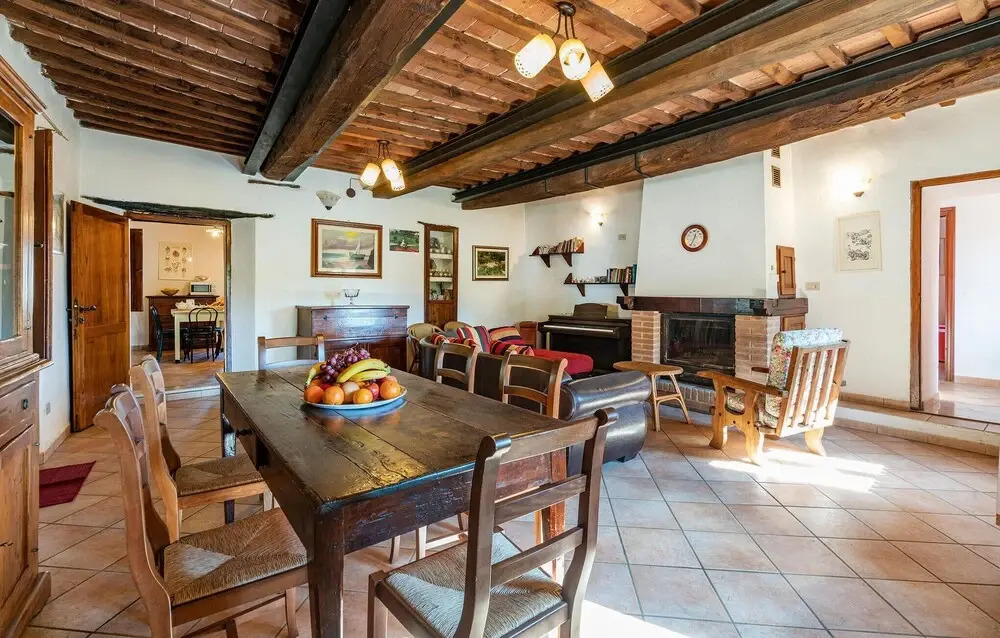 Amazing Apartment in Radicondoli With 3 Bedrooms, Wifi and Outdoor Swimming Pool