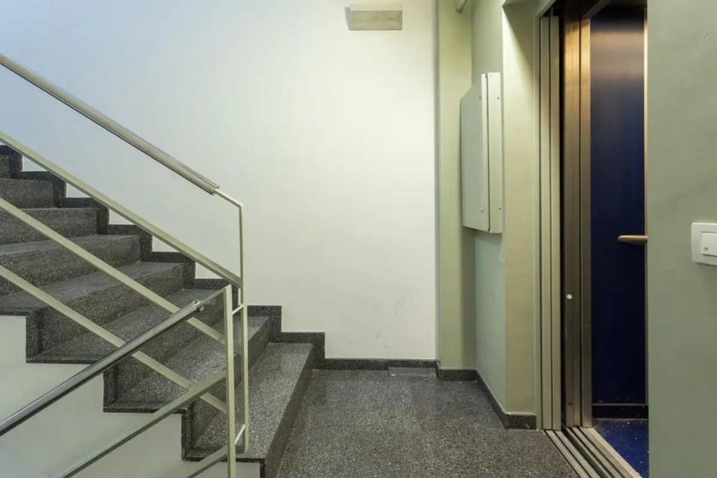 Spacious and Elegant 4 Bedroom with Private Terrace