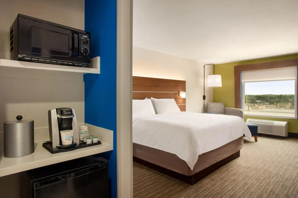 Holiday Inn Express & Suites Searcy by IHG