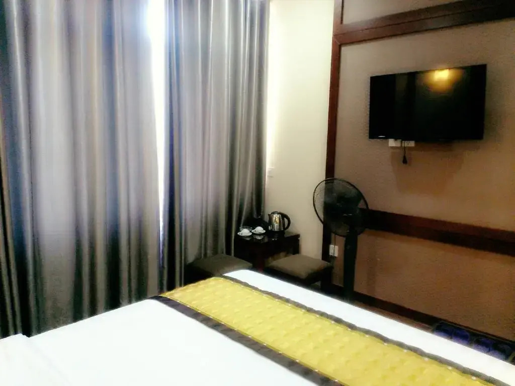 Tea Hotel