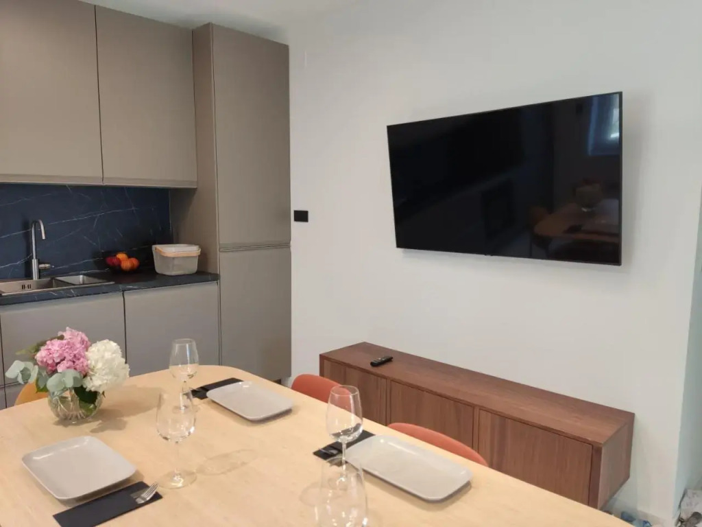 Guesthouse Porto 100m see, close Sandy beach, Pebble beach