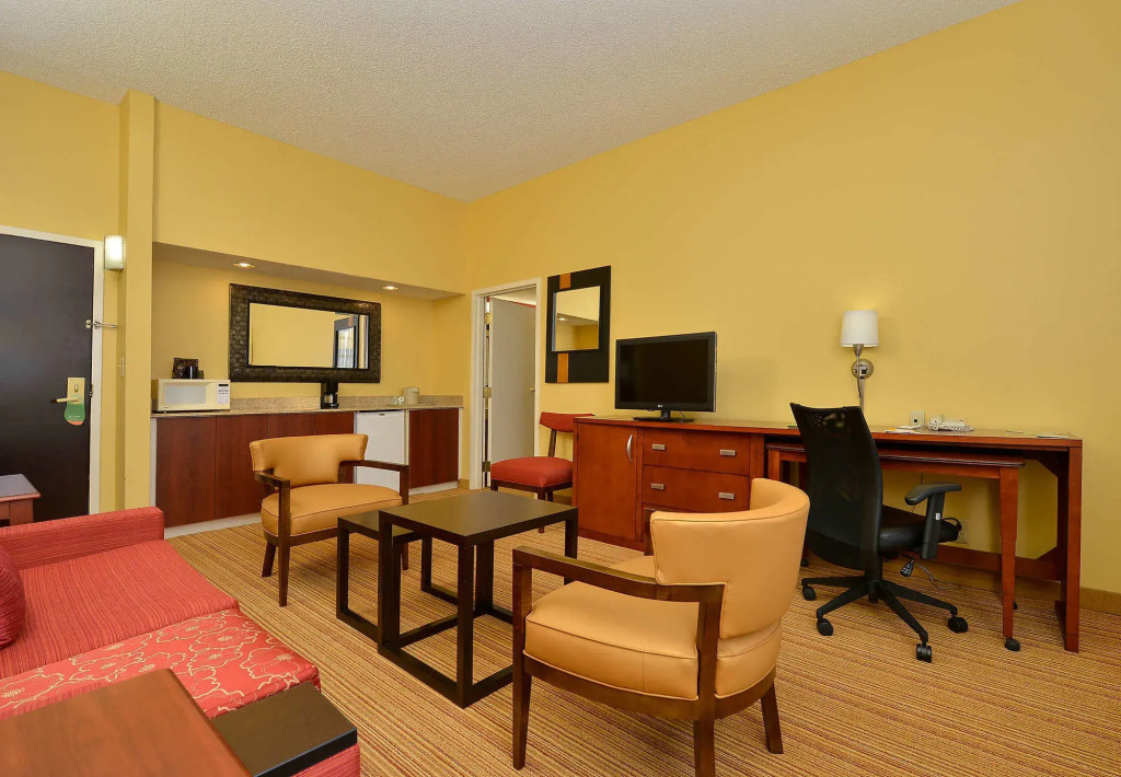 Courtyard by Marriott Bentonville
