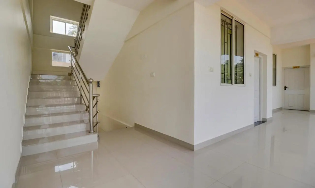 Itsy Hotels Ushodaya Royal Residency