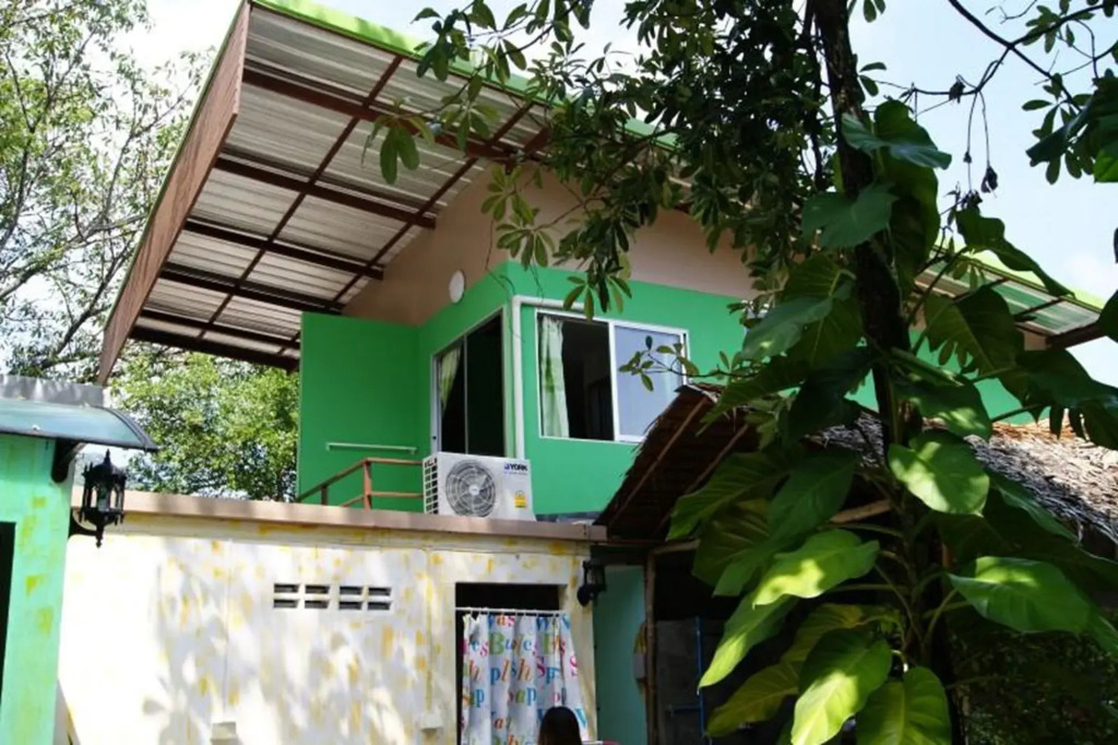 OYO 1163 Eden Hostel