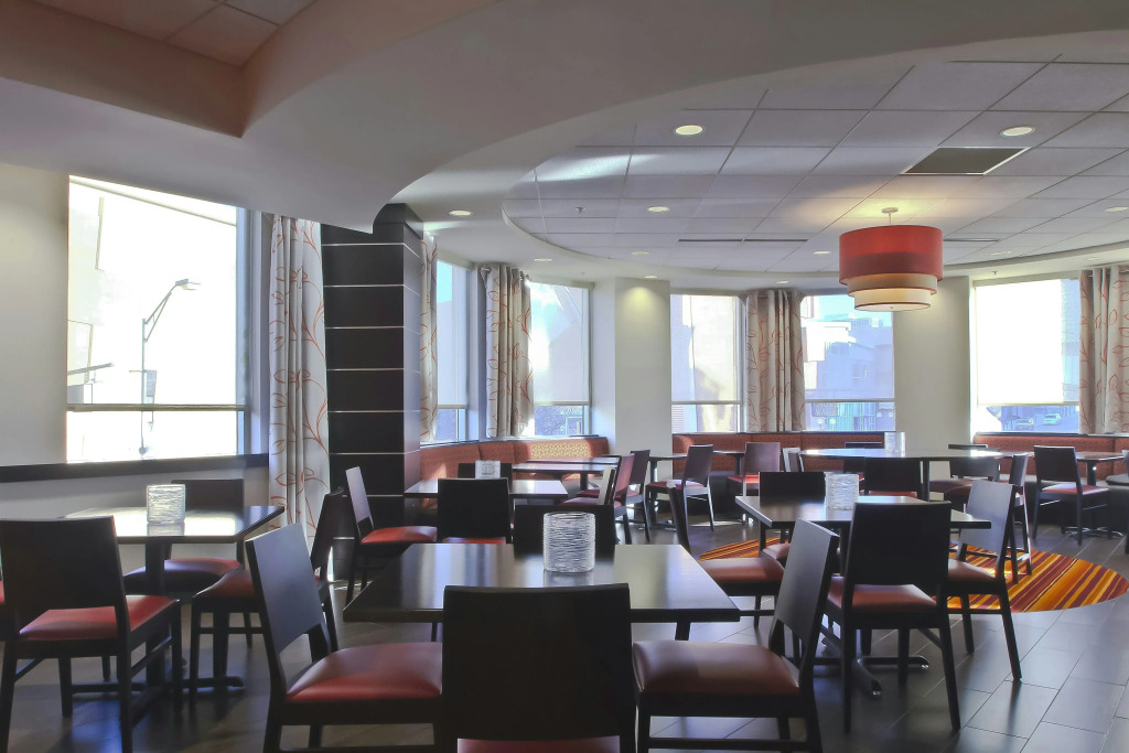 Hampton Inn & Suites Columbus-Downtown, Ohio