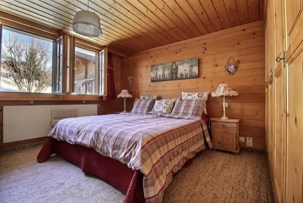 Chalet Soldanella 10 guests Gstaad