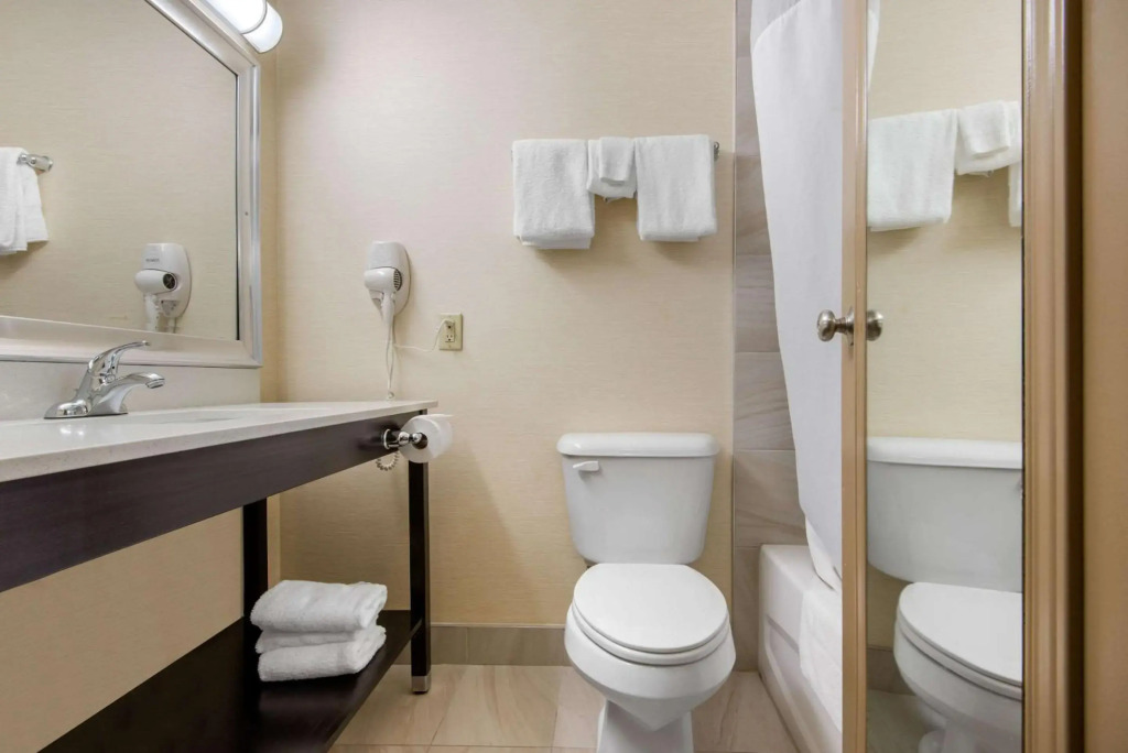 Quality Inn & Conference Centre Downtown Sudbury