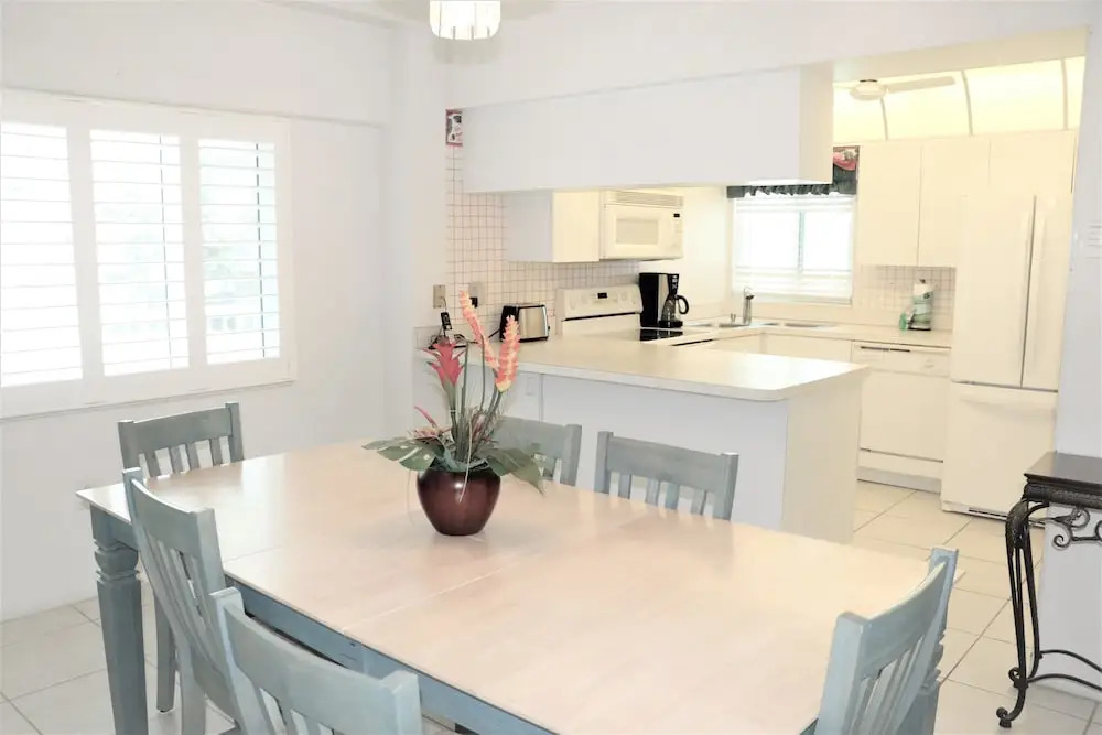 Jamaica Royale T22 - 2 Br Condo