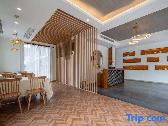 Shengsi Pushu • 18 mu B&B