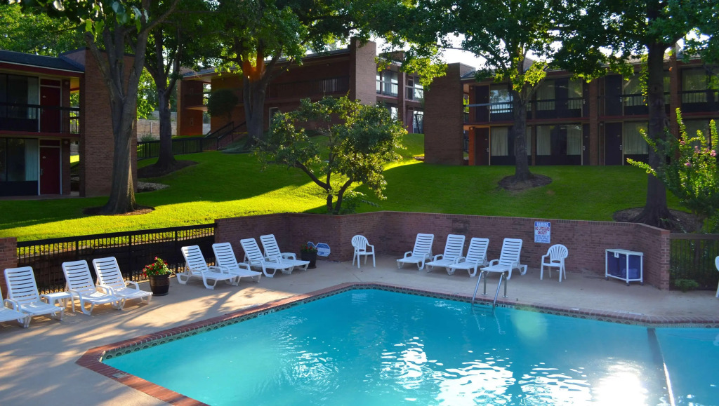 Magnuson Grand Hotel and Conference Center Tyler