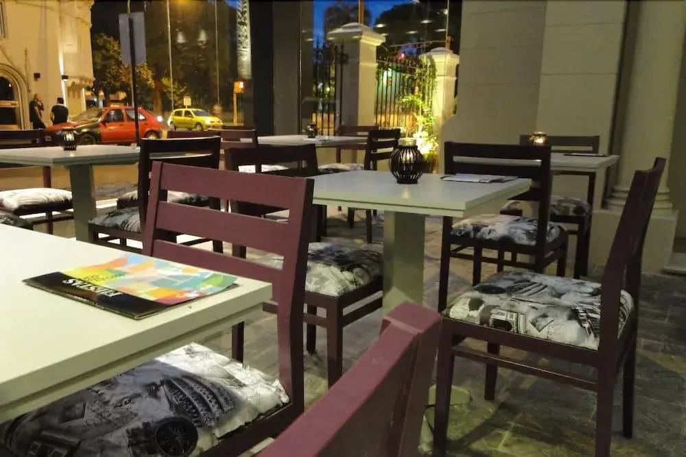 Ambit Boulevard Hotel Boutique