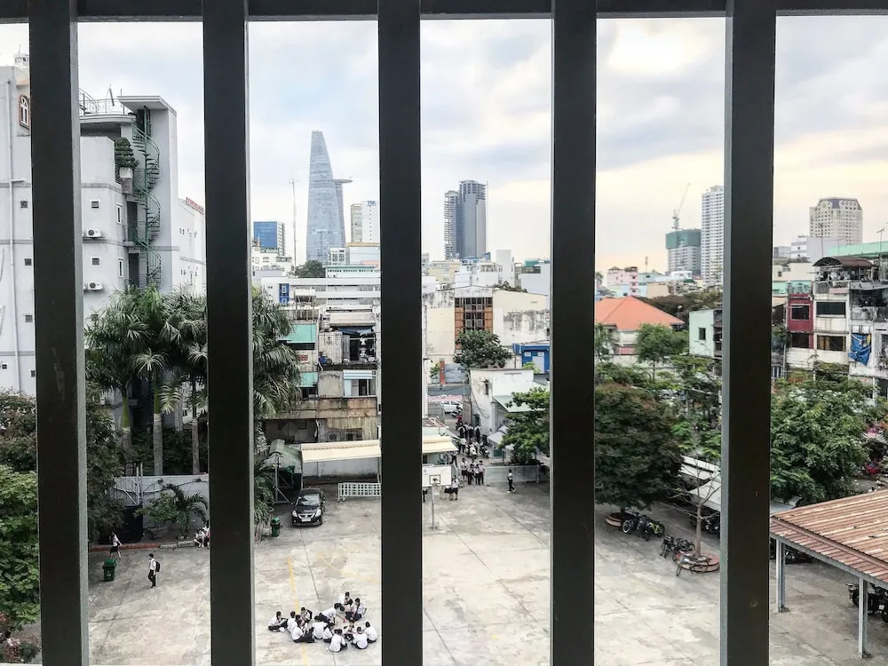 Saigon Holiday House