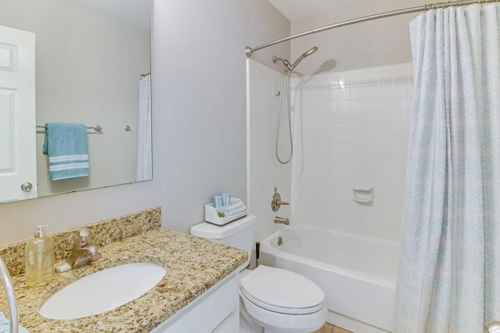 Lovely Charlotte Home w/ Yard: 9 Mi to Uptown!