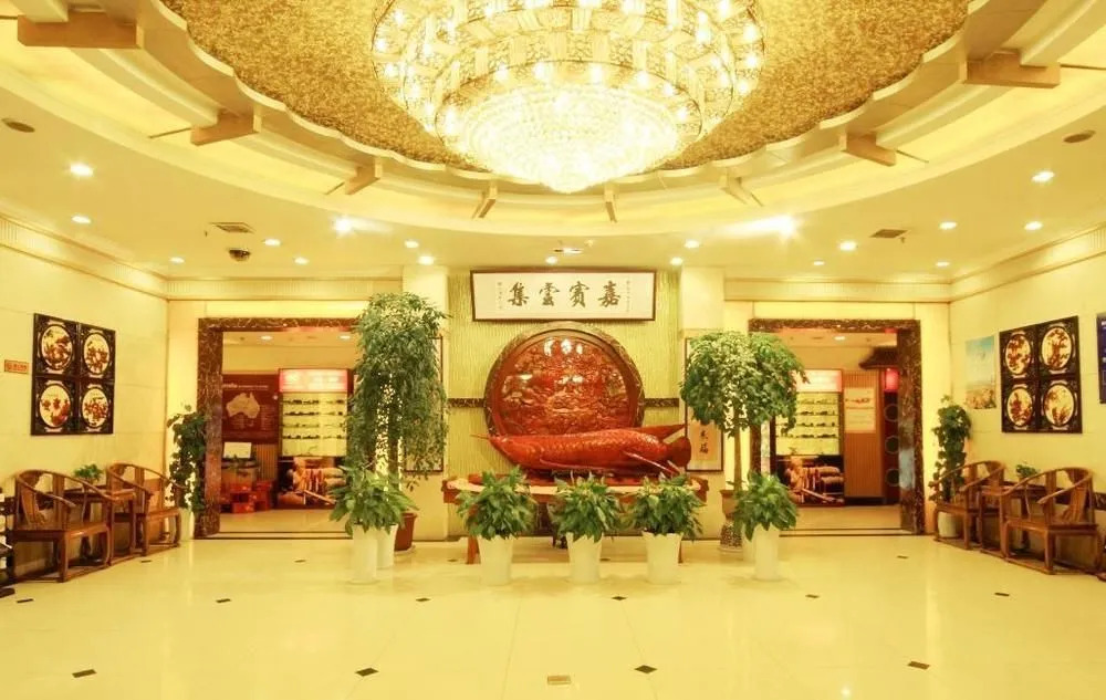 Multi-dimensional Space Hotel (Qingdao Licun Pedestrian Street)