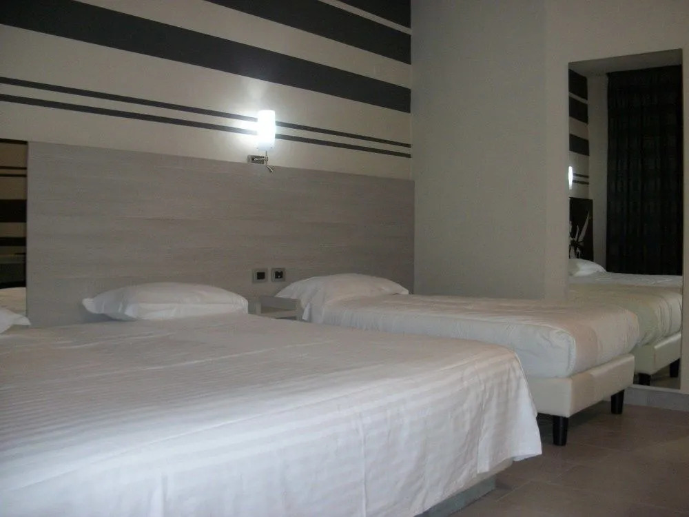 Hotel Motel 2