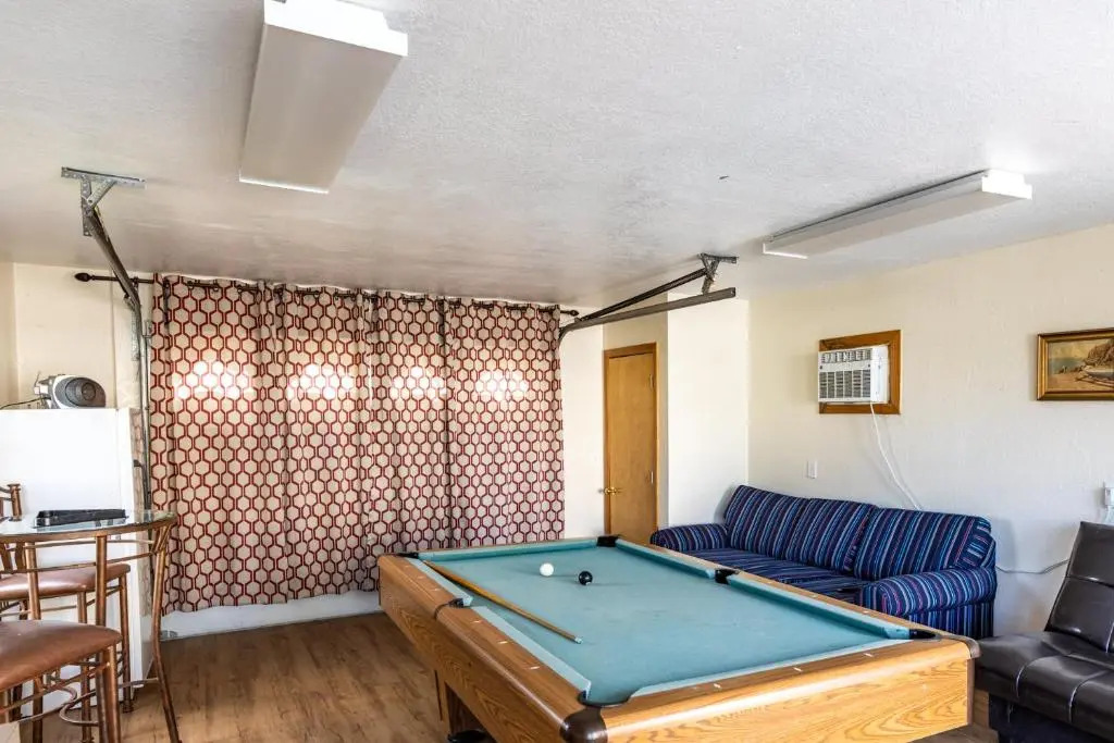 6175 - Longview Cottage