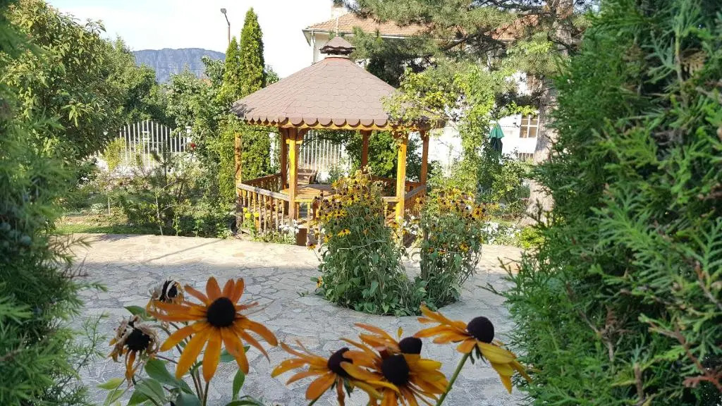 Paradise Hotel