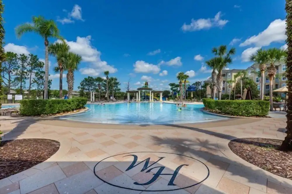 Luxurious 6 Bedroom 4 Bath Villa in Windsor Hills Resort