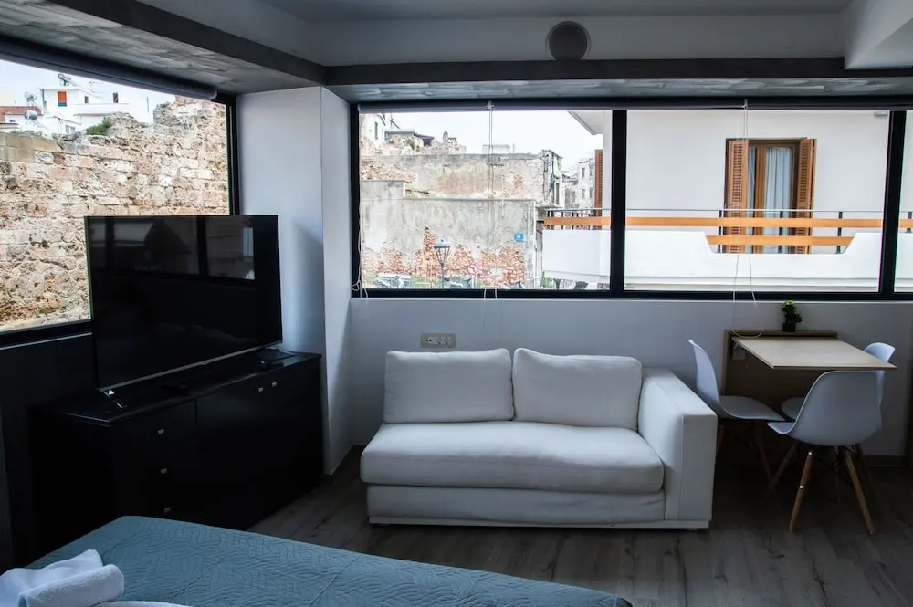 Kastren Rooms