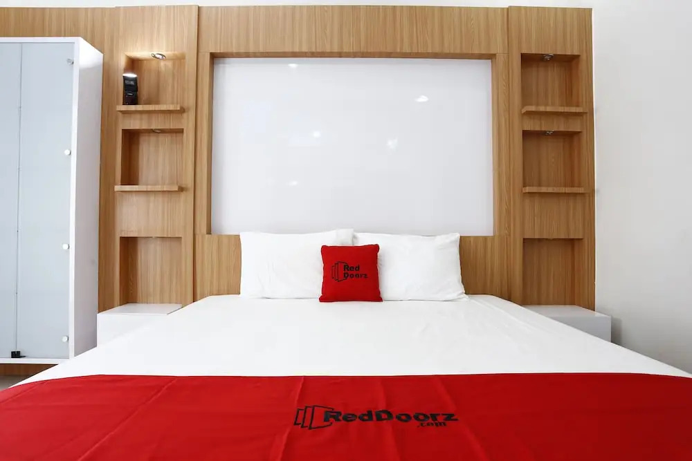 RedDoorz @ Merapi View