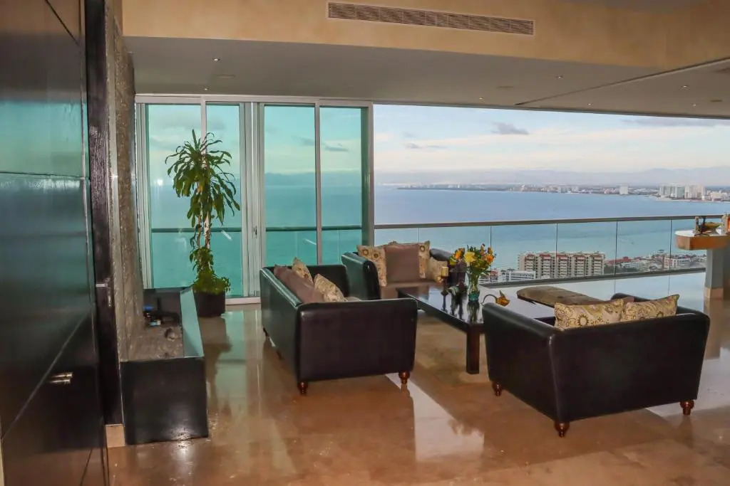 Spectacular 11,000 Sqft PenHouse fully staffed