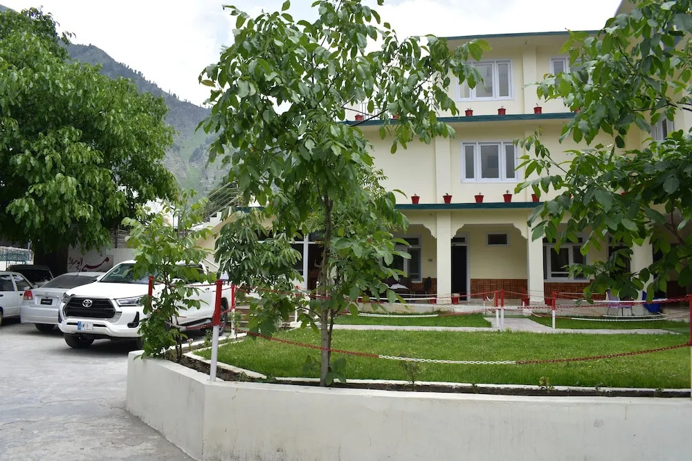 Hotel River View Naran