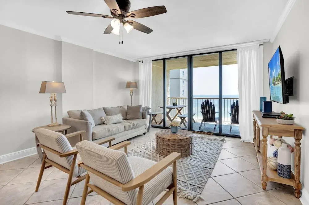 Seaside Beach & Racquet 5917