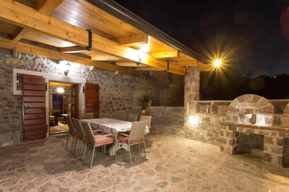 Old Stone House Villas