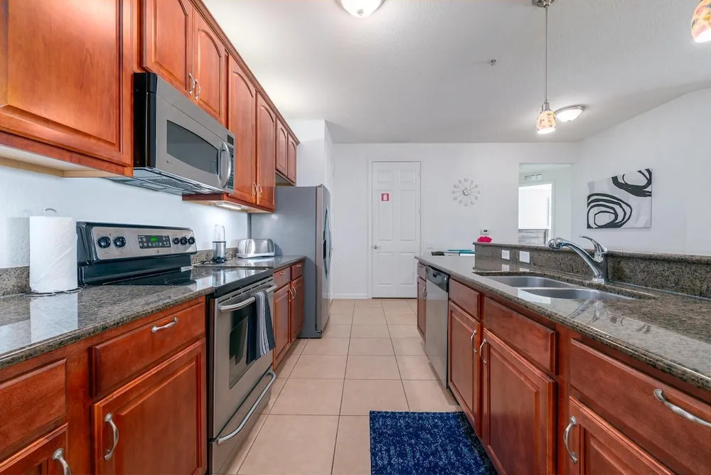 New Vista Cay Lakeview Allure Near Convention Center and All Theme Parks