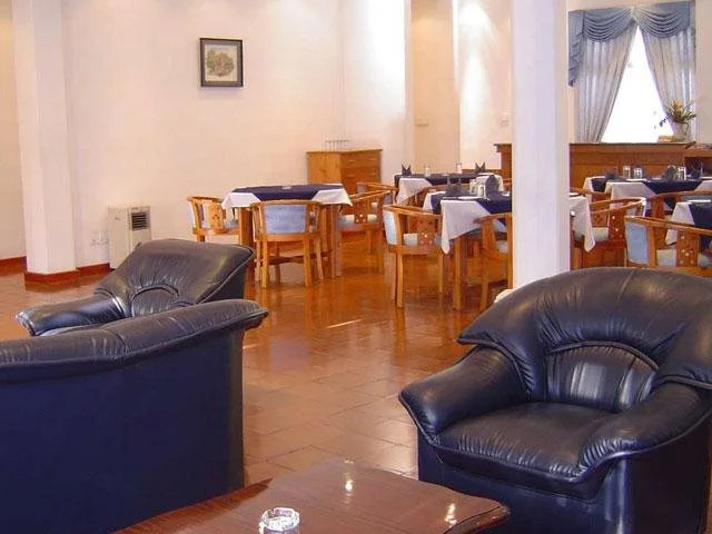 Water Garden Hotel