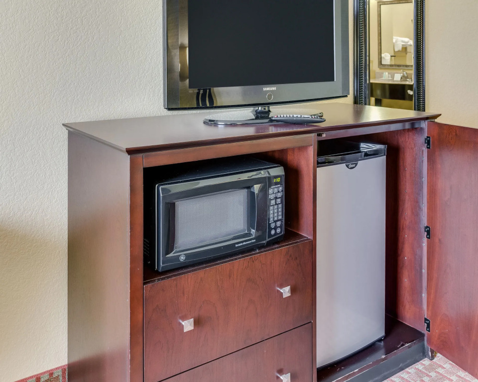 Quality Inn & Suites Slidell