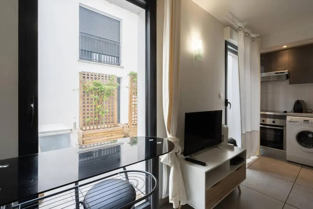 003 - Appartement Moderne et Terrasse - Jeanne d'Arc, Toulouse