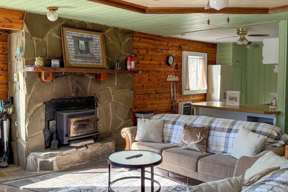 Lovely 3BR Mountain View Fireplace