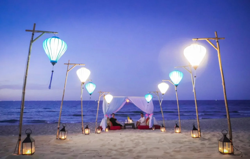 Lapochine Beach Resort