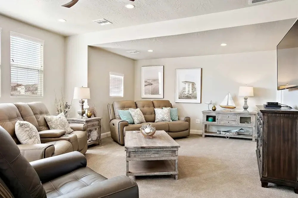 Curtis Ladera home