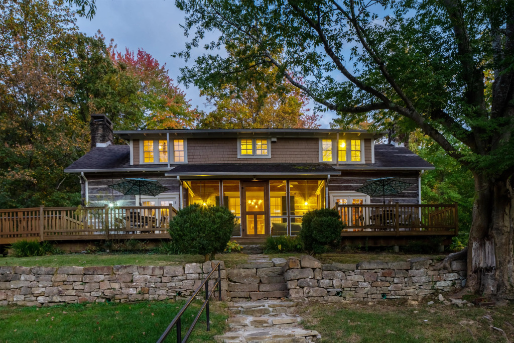 Historic Boone Tavern