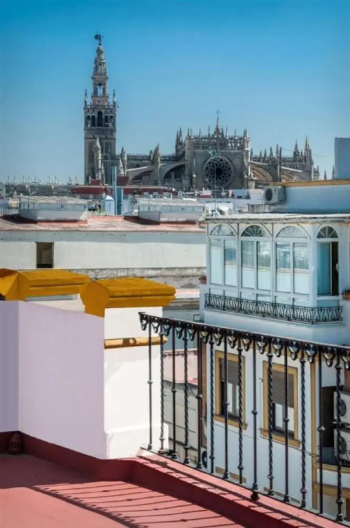 Cozy & Bright 2 Bd Apartment, Plaza de la Maestranza