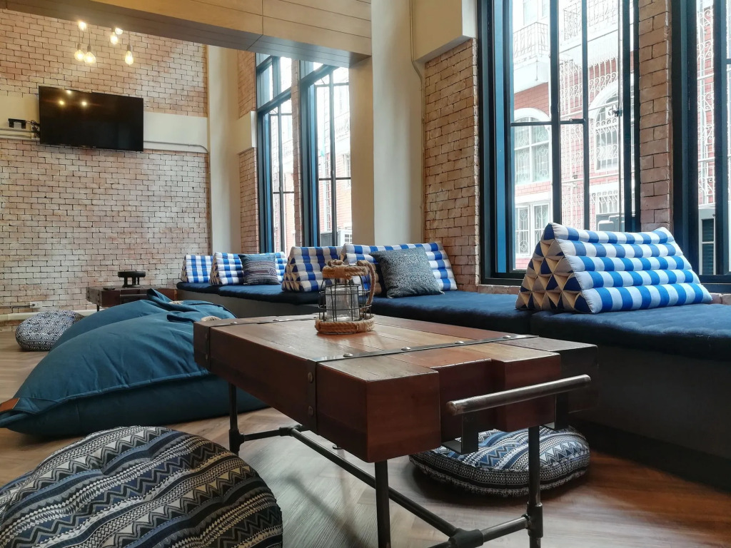 Natee Hostel