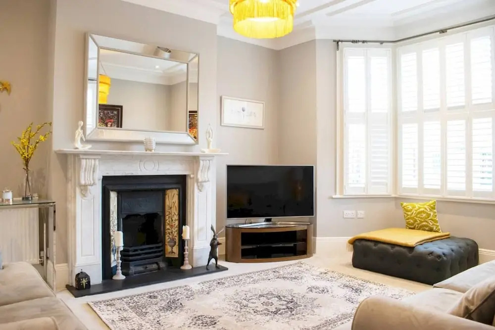 Stylish & Stunning 5 Bed House in Clapham South