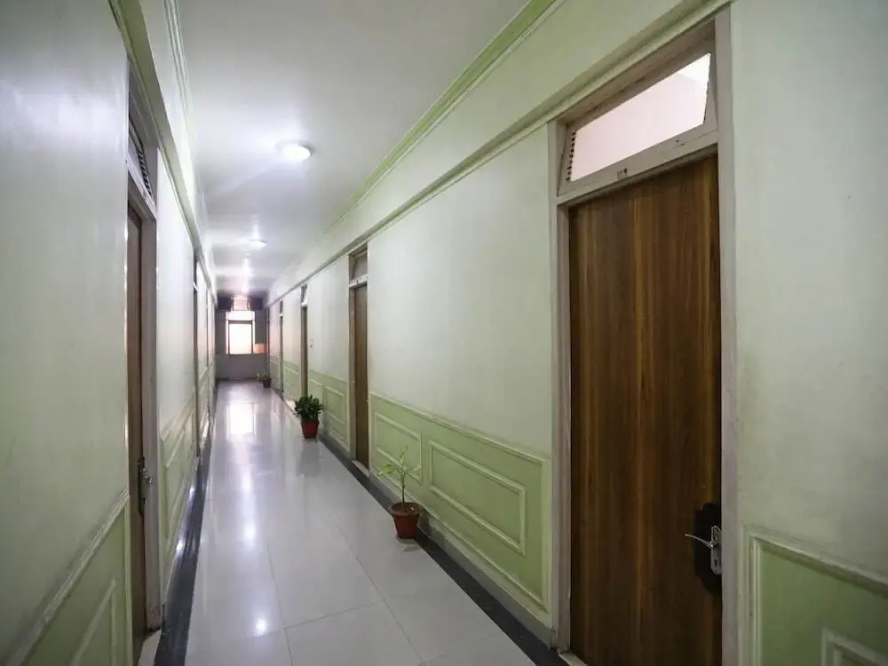 Nihar By OYO Rooms