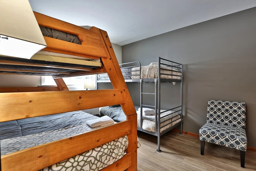 Tanglewood Vista At Killington: Great Group Ski Home Close To Mountain. Hot Tub. 5 Bedroom Home