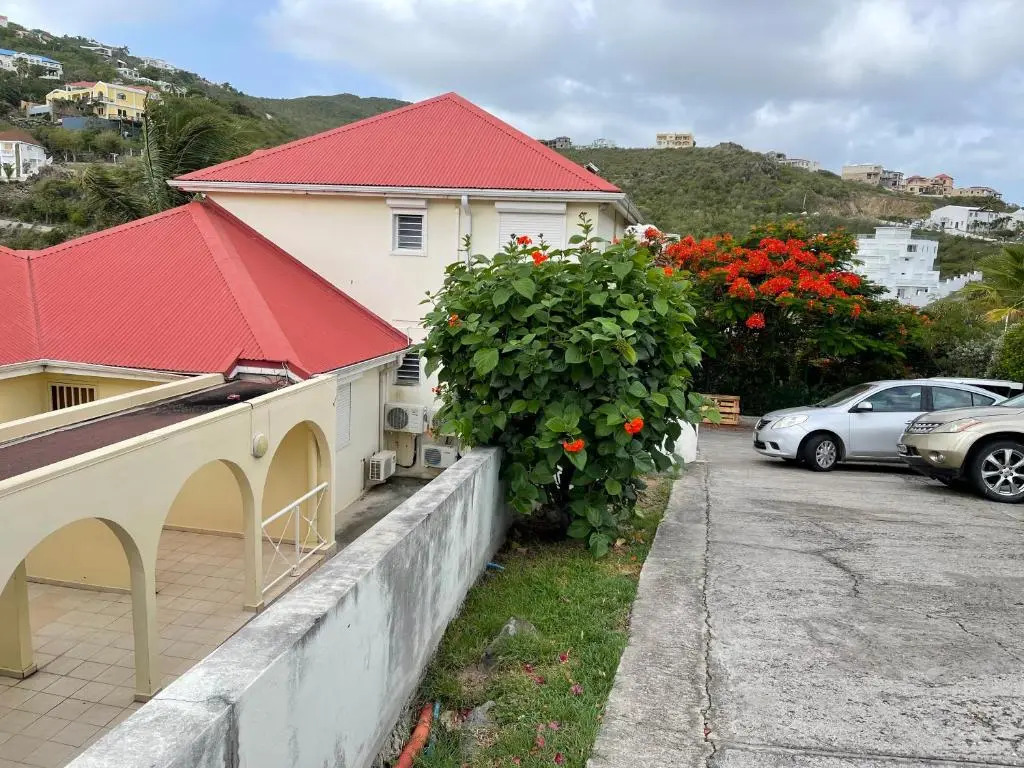 2 Bedroom Apt with Breathtaking view