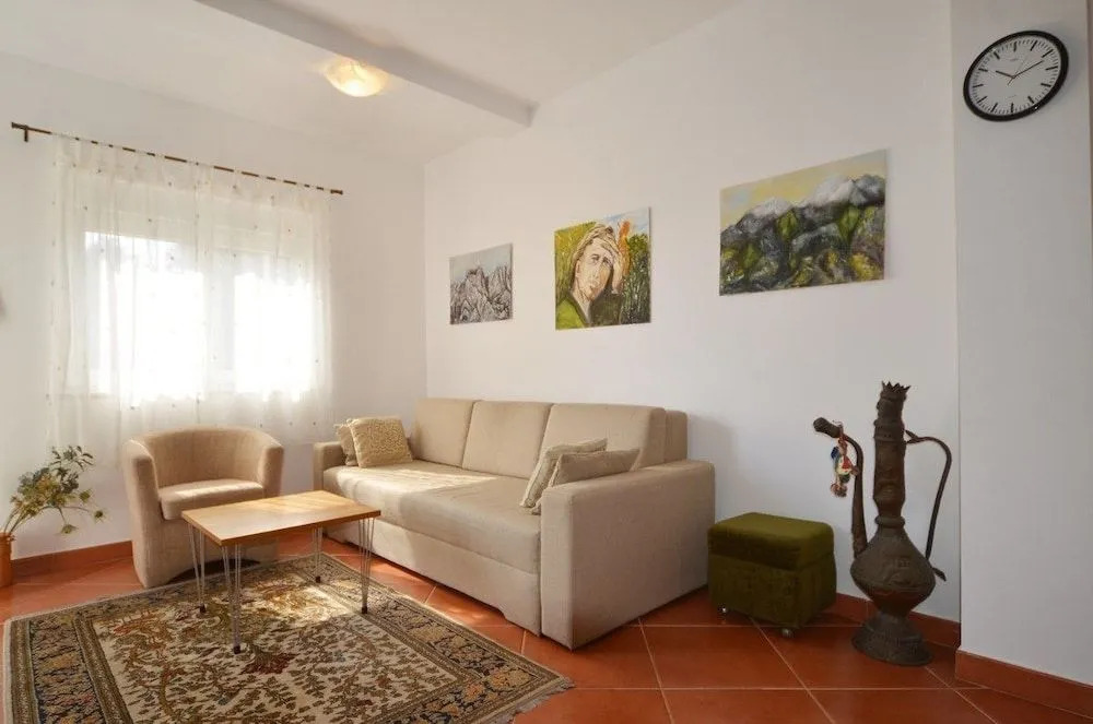 Apartments Frane