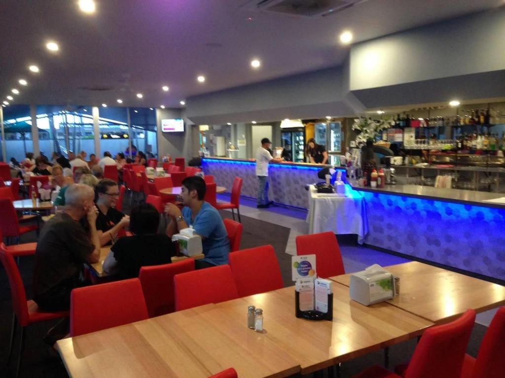 Australian Hotel