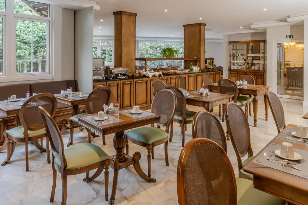 Colina Lagos Hotel