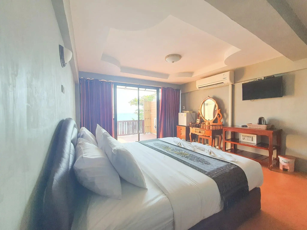 Jirawan Hotel