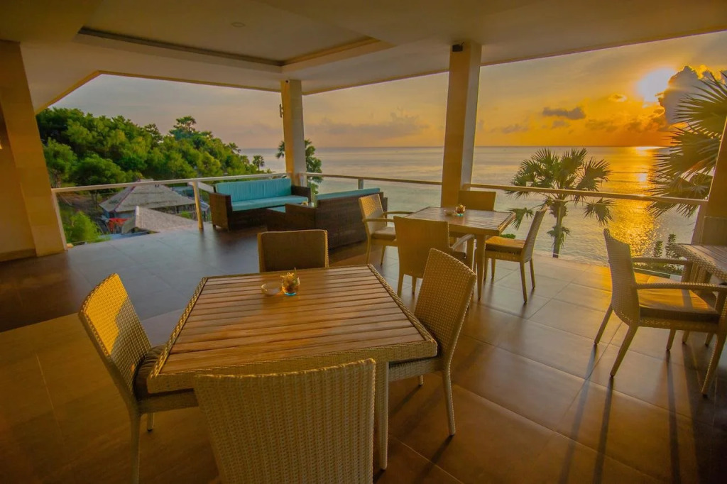 Ibus Beach Hotel