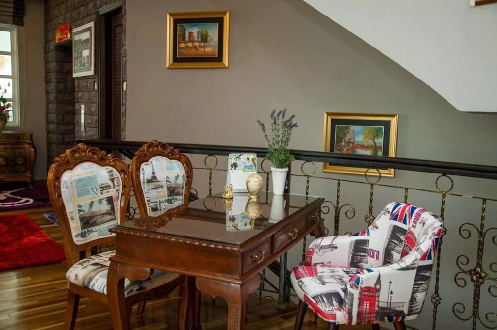 Smurf Inn Homestay