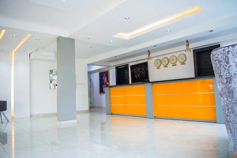 Ziroc Residence